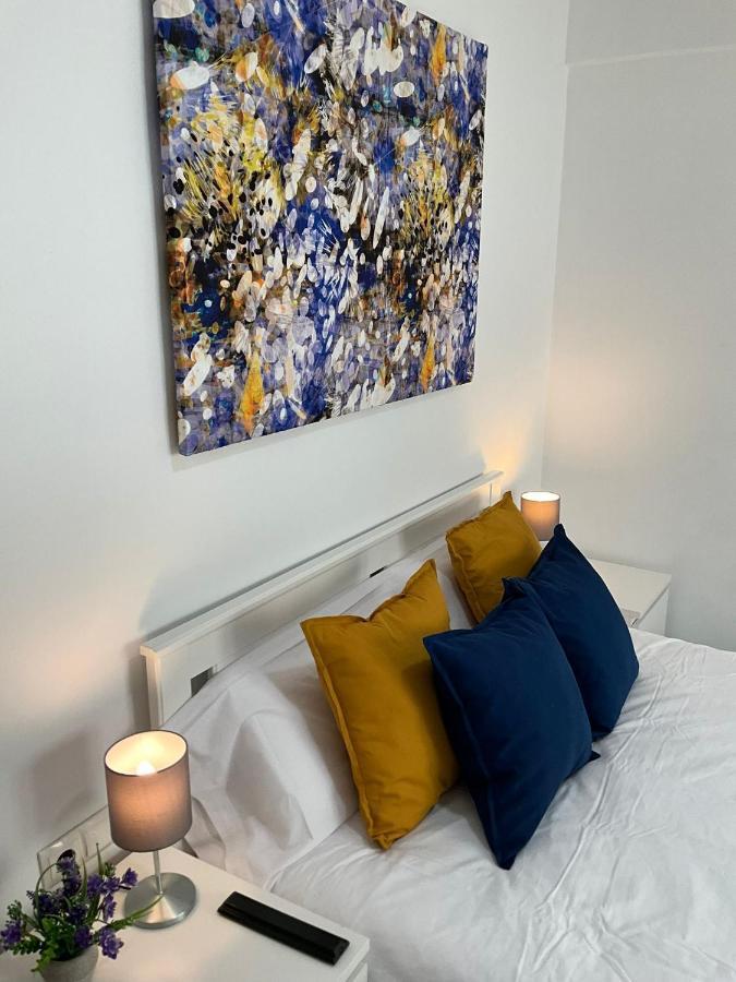 Ayala Apartamento マラガ エクステリア 写真