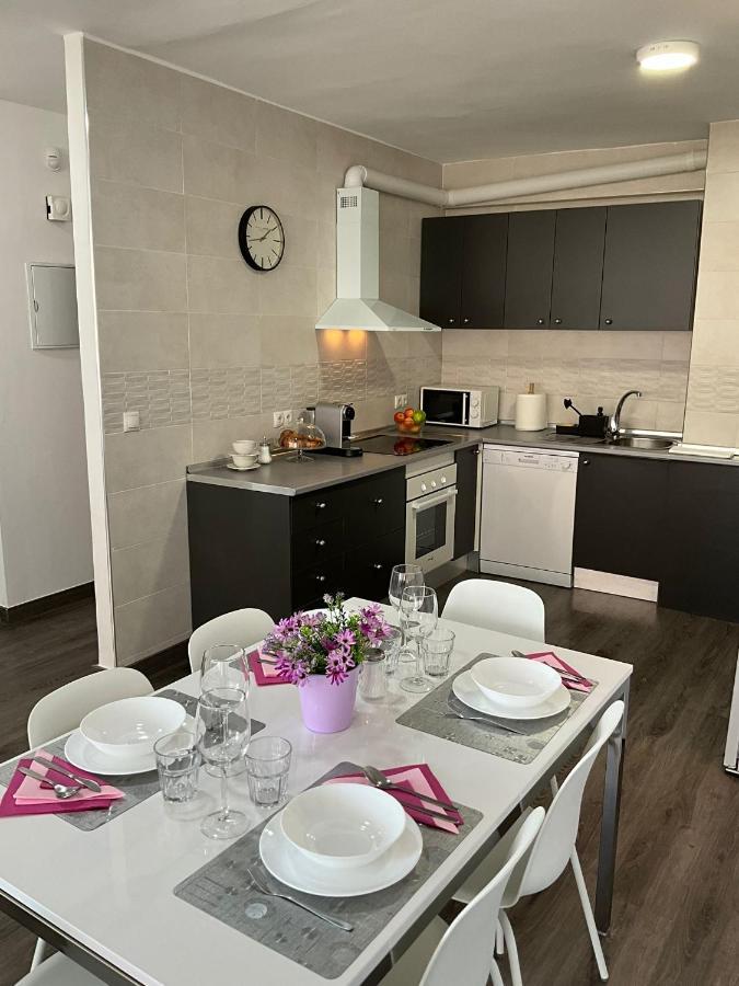 Ayala Apartamento マラガ エクステリア 写真