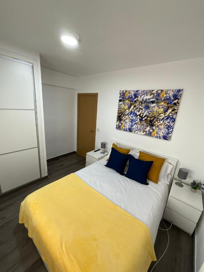 Ayala Apartamento マラガ エクステリア 写真